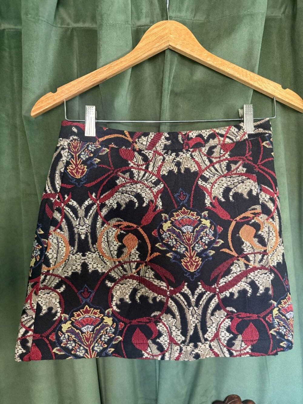 Topshop Petite US 2 Tapestry Jacquard Wrap Mini Skirt Floral Black Red